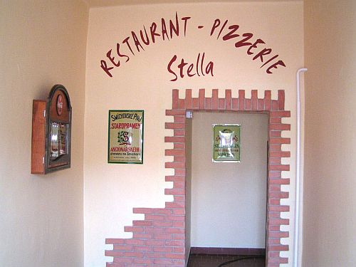 Pizzerie Stella - nátěr fasády